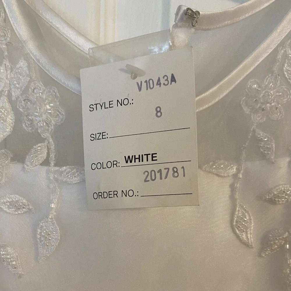 Davids Bridal White Floral Beaded Illusion Gown Girls 8 with Matching Headpiece - Picture 6 of 12